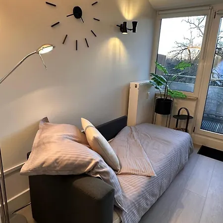 Urhome 22 City, Airport, Messe, Auto-,strassenbahn Apartment Nuremberg