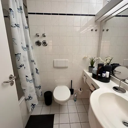 Urhome 22 City, Airport, Messe, Auto-,strassenbahn * Norimberga