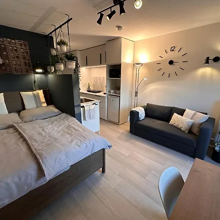 Urhome 22 City, Airport, Messe, Auto-,strassenbahn Apartamento Núremberg